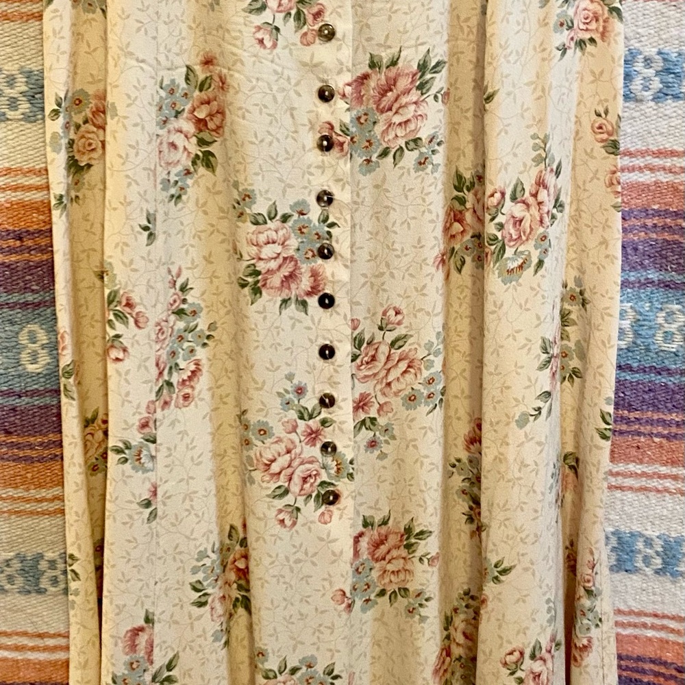 Elastic Back Floral Maxi Skirt with Buttons and Slit